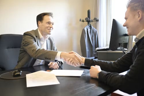 What Weakens Executive Interview Positioning