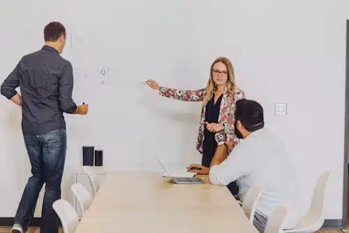 Executive Credibility Depends on Results and Narrative